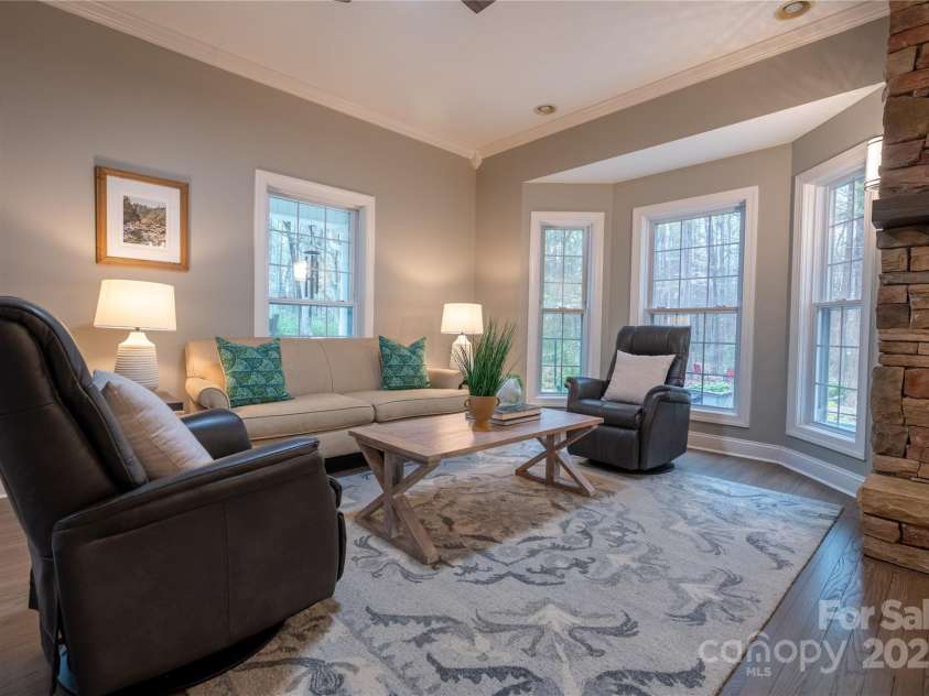 9820 Janeiro Drive, Huntersville, NC 28078.  MLS# CAR4241283, YatesRealty ID 4558. 