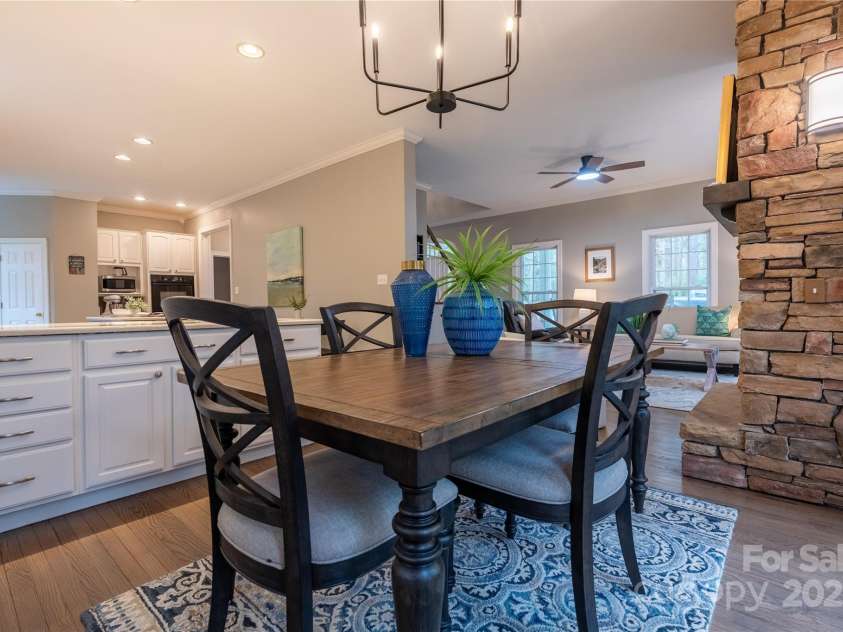 9820 Janeiro Drive, Huntersville, NC 28078.  MLS# CAR4241283, YatesRealty ID 4558. 
