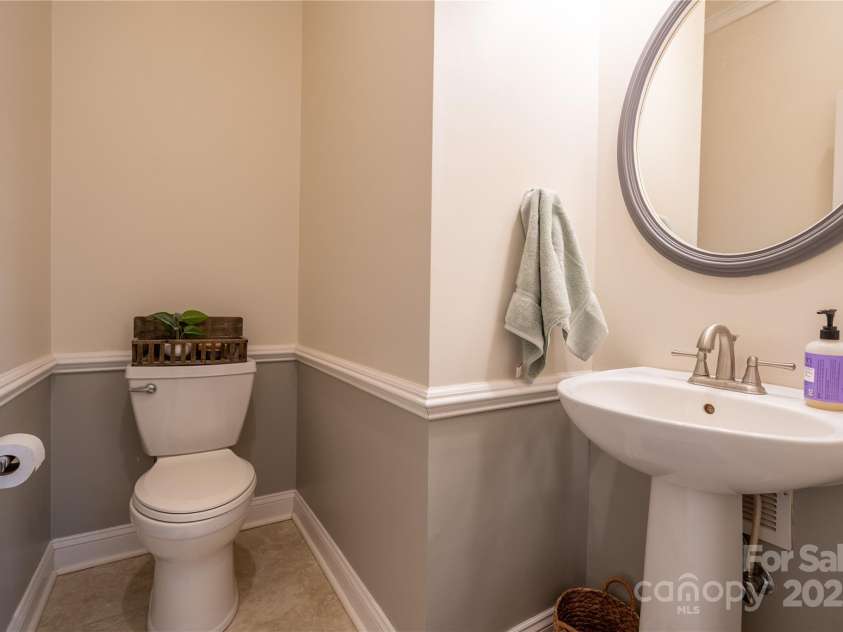 9820 Janeiro Drive, Huntersville, NC 28078.  MLS# CAR4241283, YatesRealty ID 4558. 