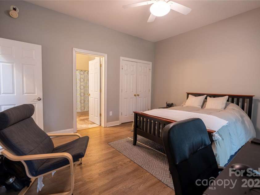 9820 Janeiro Drive, Huntersville, NC 28078.  MLS# CAR4241283, YatesRealty ID 4558. 