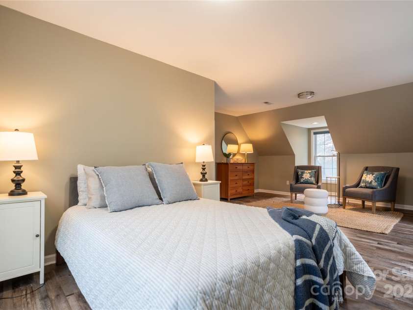 9820 Janeiro Drive, Huntersville, NC 28078.  MLS# CAR4241283, YatesRealty ID 4558. 