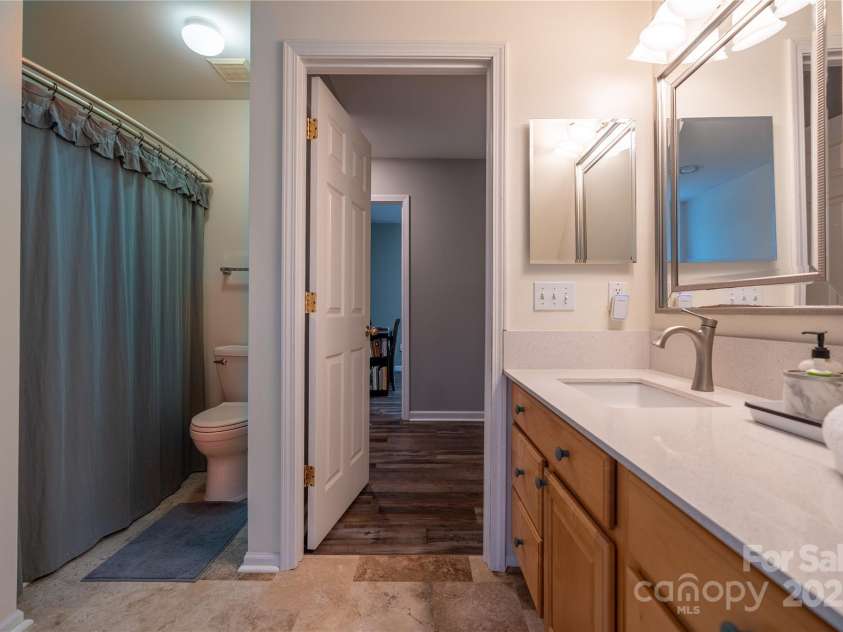 9820 Janeiro Drive, Huntersville, NC 28078.  MLS# CAR4241283, YatesRealty ID 4558. 