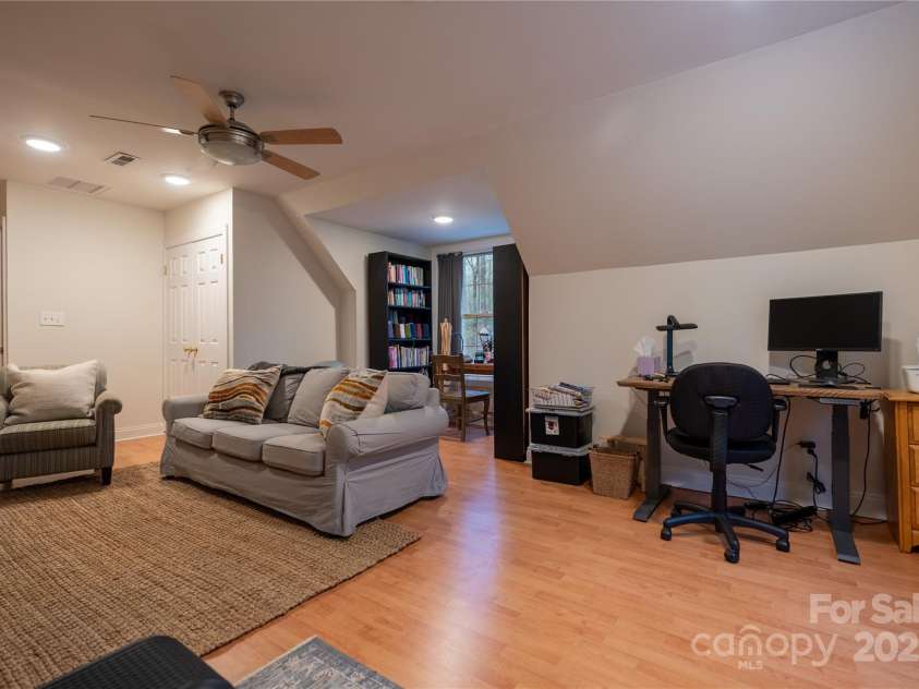 9820 Janeiro Drive, Huntersville, NC 28078.  MLS# CAR4241283, YatesRealty ID 4558. 