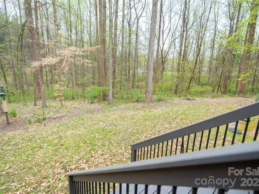 9820 Janeiro Drive, Huntersville, NC 28078.  MLS# CAR4241283, YatesRealty ID 4558. 