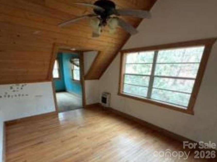 96 Meadowlark Lane, Sapphire, NC 28774.  MLS# CAR4405992, YatesRealty ID 45581. 