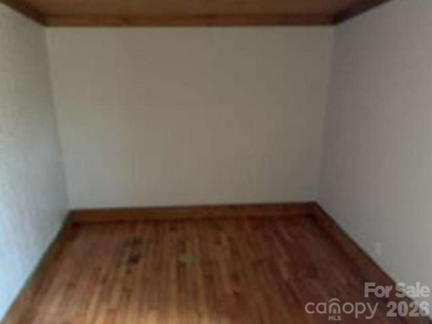 96 Meadowlark Lane, Sapphire, NC 28774.  MLS# CAR4405992, YatesRealty ID 45581. 