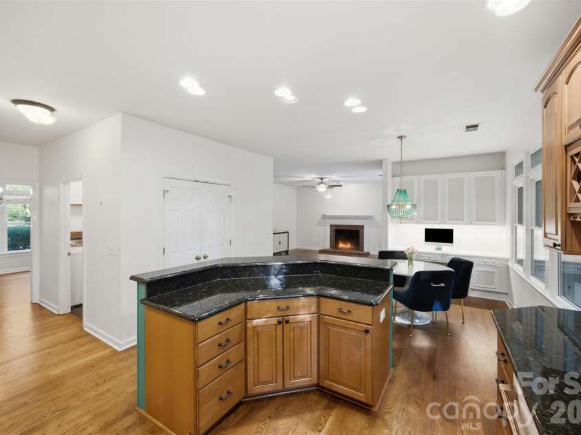 8701 Houston Ridge Road, Charlotte, NC 28277.  MLS# CAR4415260, YatesRealty ID 45582. 