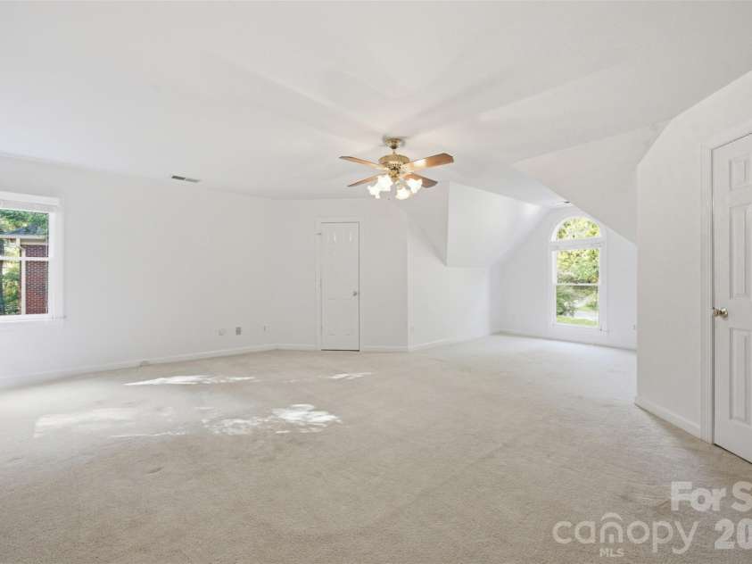 8701 Houston Ridge Road, Charlotte, NC 28277.  MLS# CAR4415260, YatesRealty ID 45582. 