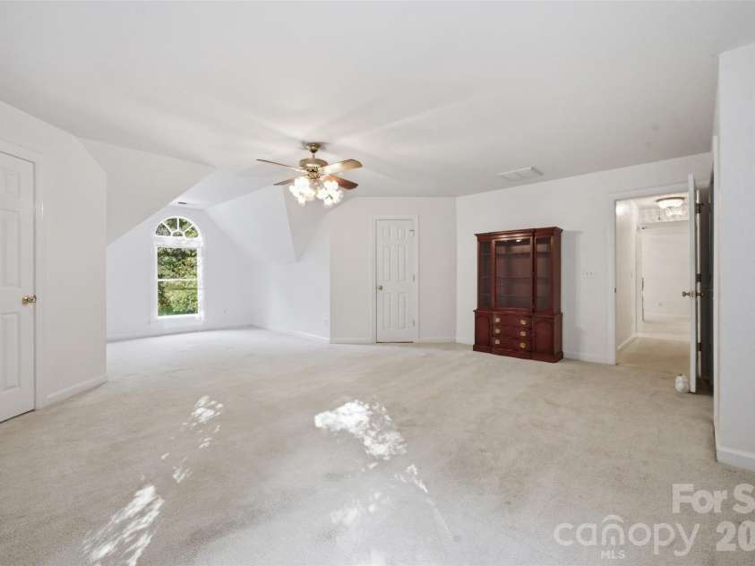 8701 Houston Ridge Road, Charlotte, NC 28277.  MLS# CAR4415260, YatesRealty ID 45582. 