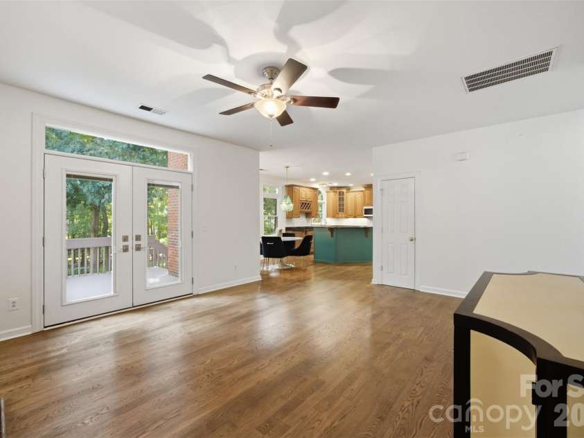 8701 Houston Ridge Road, Charlotte, NC 28277.  MLS# CAR4415260, YatesRealty ID 45582. 