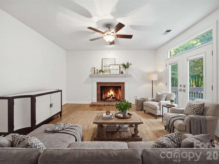 8701 Houston Ridge Road, Charlotte, NC 28277.  MLS# CAR4415260, YatesRealty ID 45582. Virtually Staged