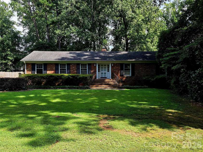 6123 Page Court, Charlotte, NC 28270.  MLS# CAR4413646, YatesRealty ID 45583. 