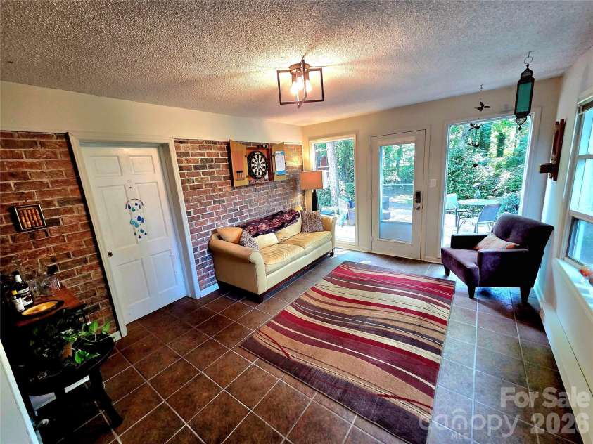 6123 Page Court, Charlotte, NC 28270.  MLS# CAR4413646, YatesRealty ID 45583. 