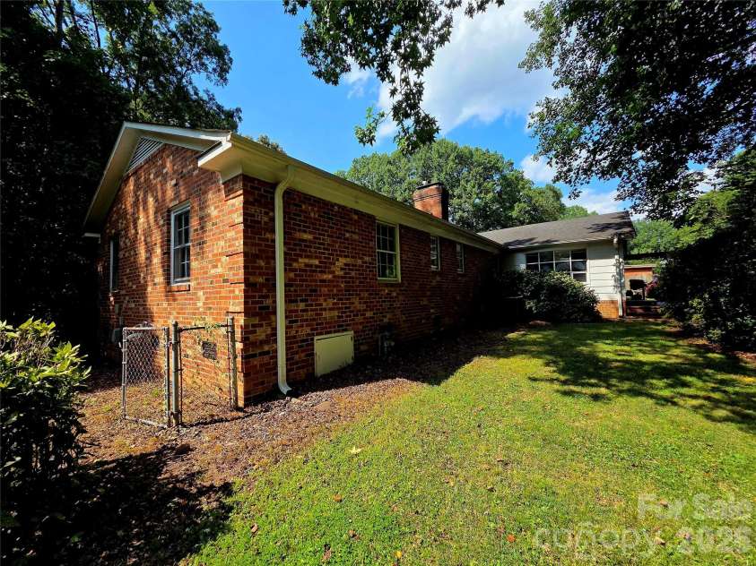 6123 Page Court, Charlotte, NC 28270.  MLS# CAR4413646, YatesRealty ID 45583. 