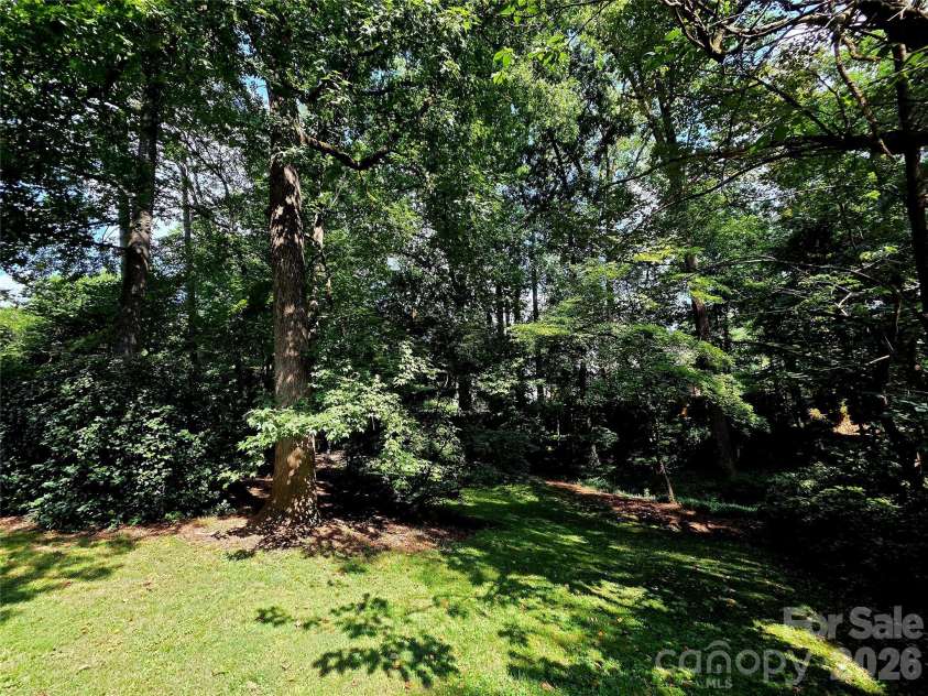 6123 Page Court, Charlotte, NC 28270.  MLS# CAR4413646, YatesRealty ID 45583. 