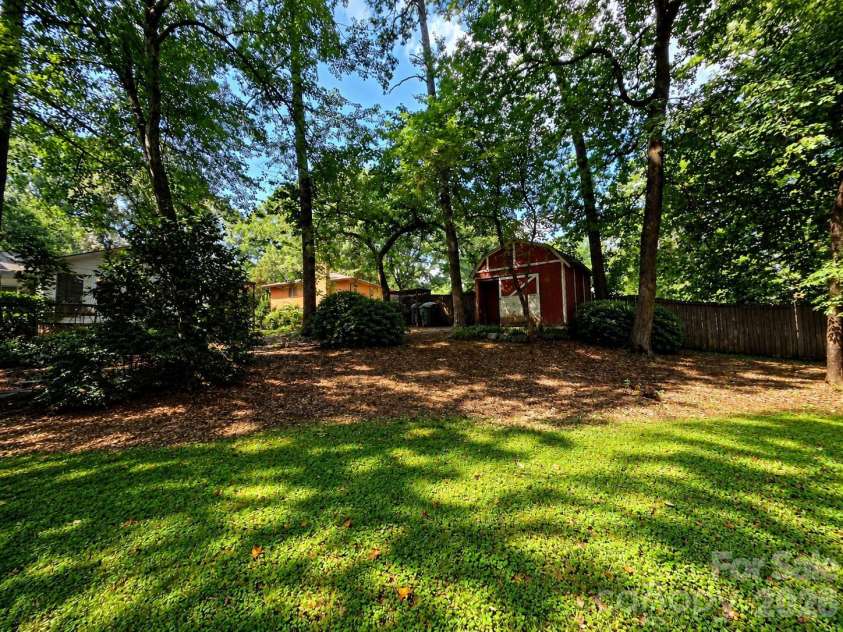 6123 Page Court, Charlotte, NC 28270.  MLS# CAR4413646, YatesRealty ID 45583. 