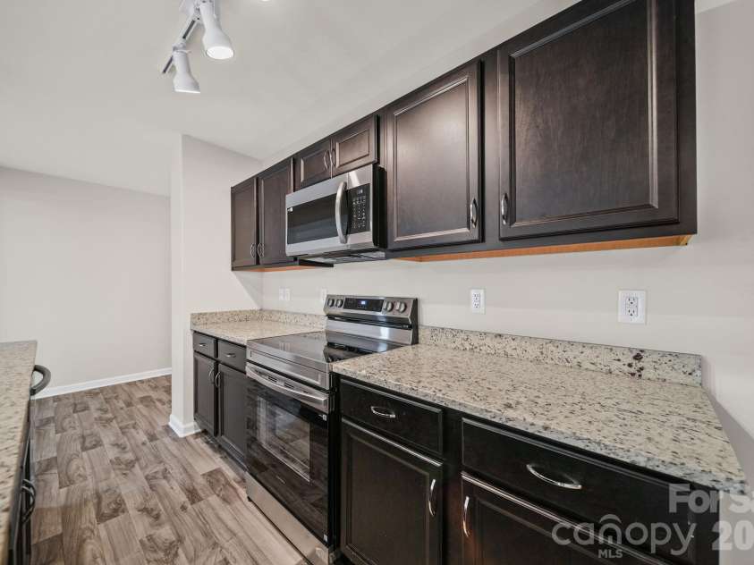 1808 Hart Street, Gastonia, NC 28054.  MLS# CAR4416600, YatesRealty ID 45584. 