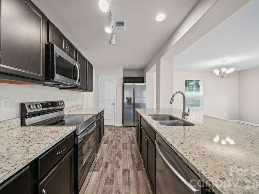 1808 Hart Street, Gastonia, NC 28054.  MLS# CAR4416600, YatesRealty ID 45584. 