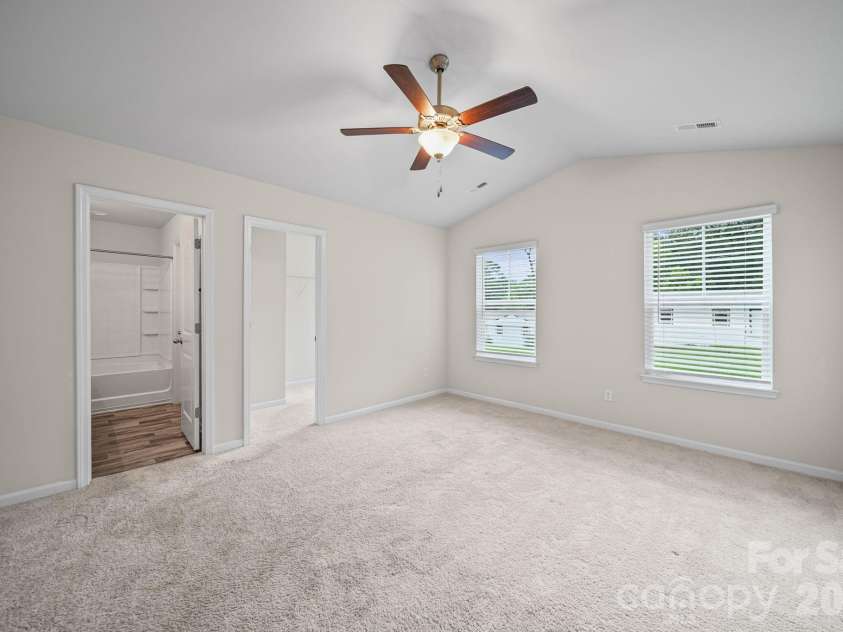 1808 Hart Street, Gastonia, NC 28054.  MLS# CAR4416600, YatesRealty ID 45584. 