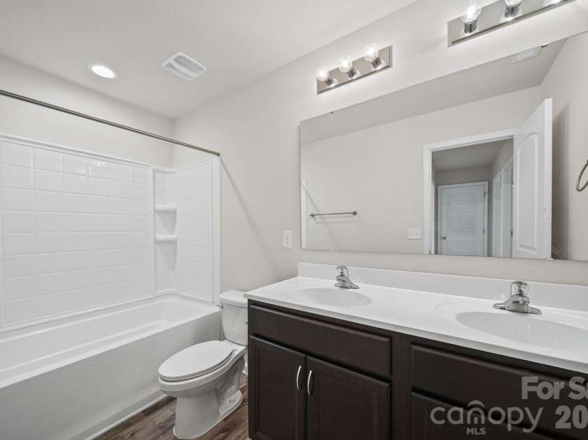 1808 Hart Street, Gastonia, NC 28054.  MLS# CAR4416600, YatesRealty ID 45584. 