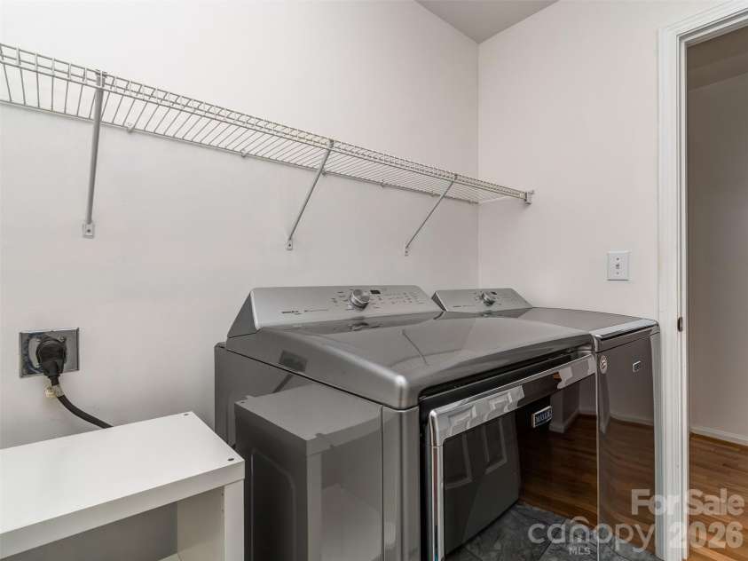 12657 Cardinal Woods Drive, Pineville, NC 28134.  MLS# CAR4411297, YatesRealty ID 45585. 2nd floor laundry