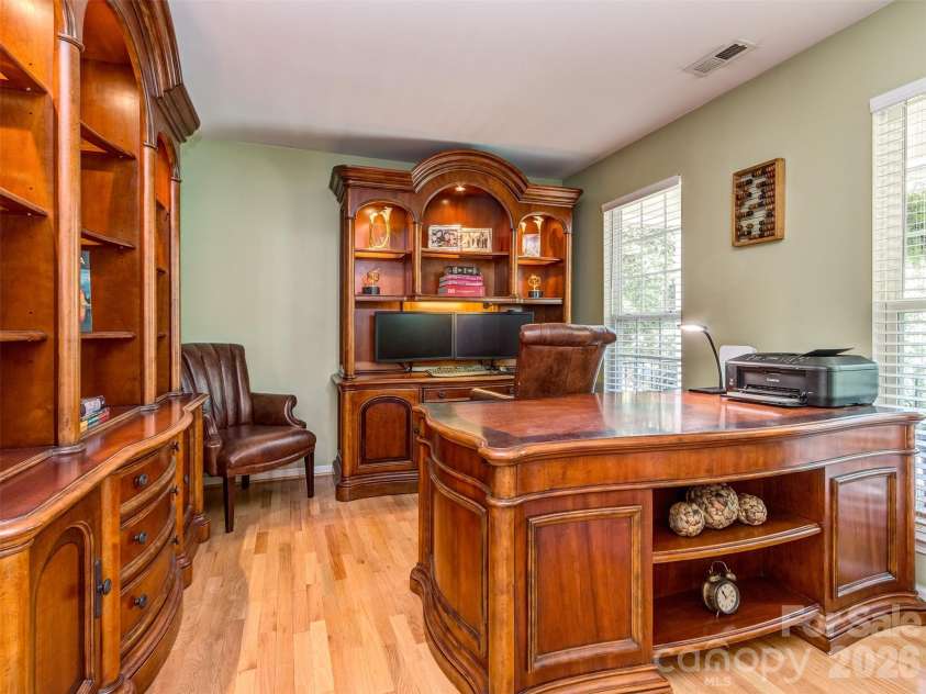 12657 Cardinal Woods Drive, Pineville, NC 28134.  MLS# CAR4411297, YatesRealty ID 45585. Office / Flex space
