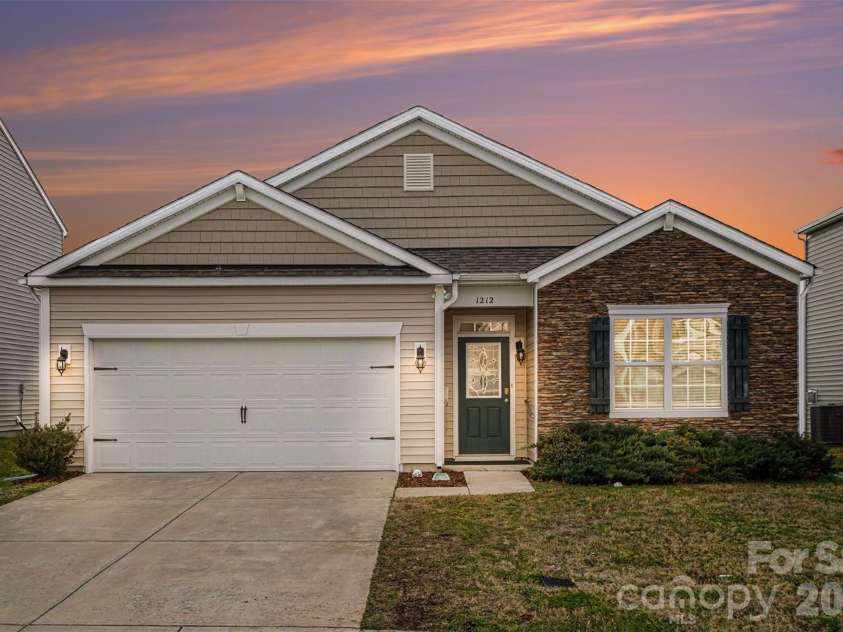 1212 Kent Downs Avenue, Concord, NC 28027.  MLS# CAR4352832, YatesRealty ID 4559. 