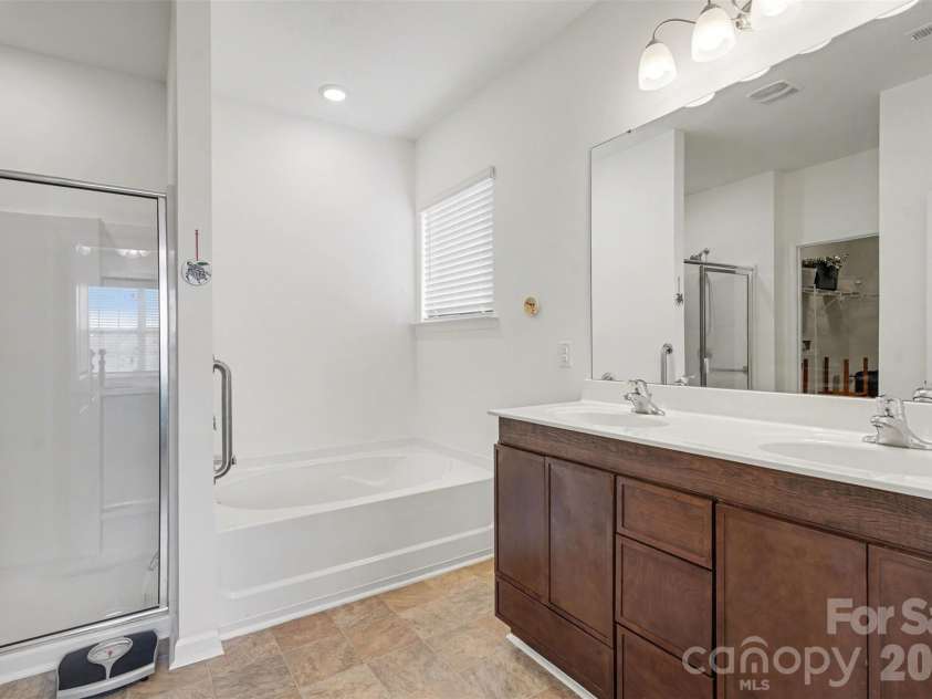 1212 Kent Downs Avenue, Concord, NC 28027.  MLS# CAR4352832, YatesRealty ID 4559. 