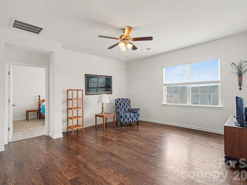 1212 Kent Downs Avenue, Concord, NC 28027.  MLS# CAR4352832, YatesRealty ID 4559. Dining area