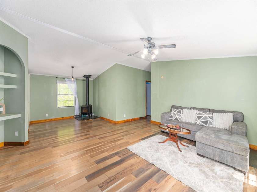152 Hollon Cove, Waynesville, NC 28786.  MLS# CAR4414062, YatesRealty ID 45590. 