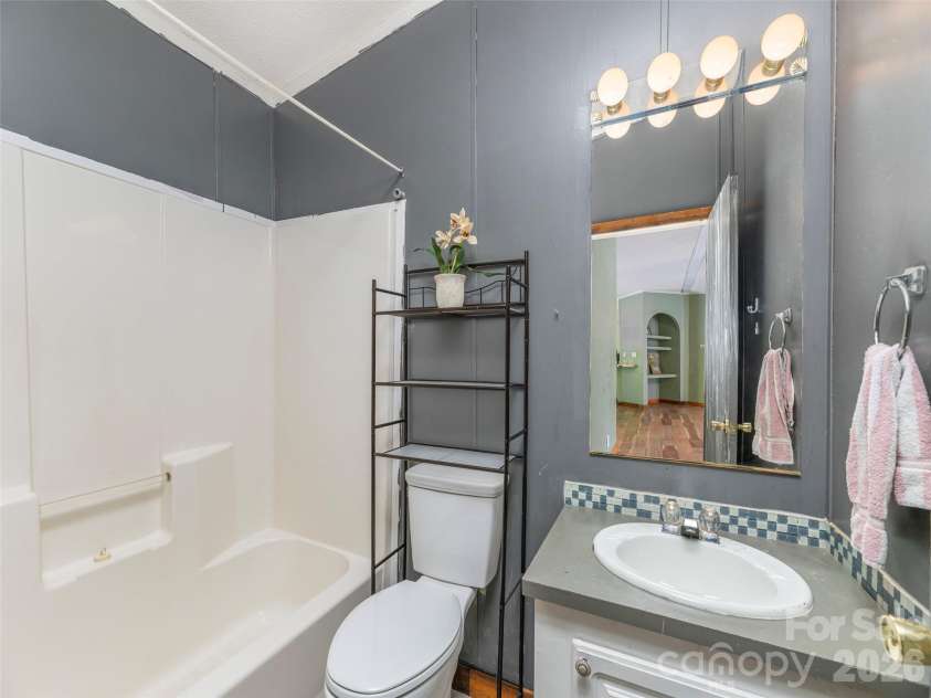 152 Hollon Cove, Waynesville, NC 28786.  MLS# CAR4414062, YatesRealty ID 45590. 