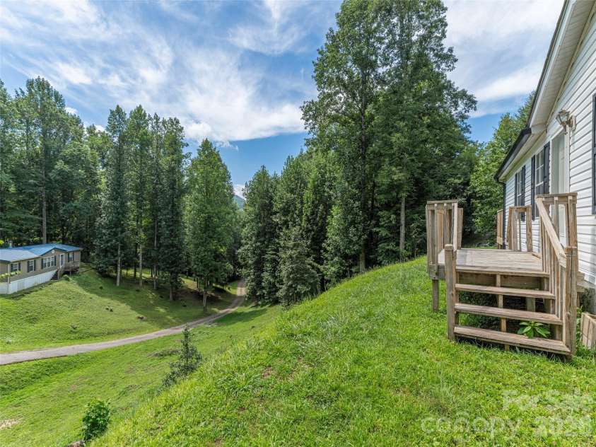 152 Hollon Cove, Waynesville, NC 28786.  MLS# CAR4414062, YatesRealty ID 45590. 