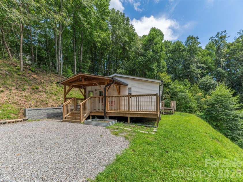 152 Hollon Cove, Waynesville, NC 28786.  MLS# CAR4414062, YatesRealty ID 45590. 
