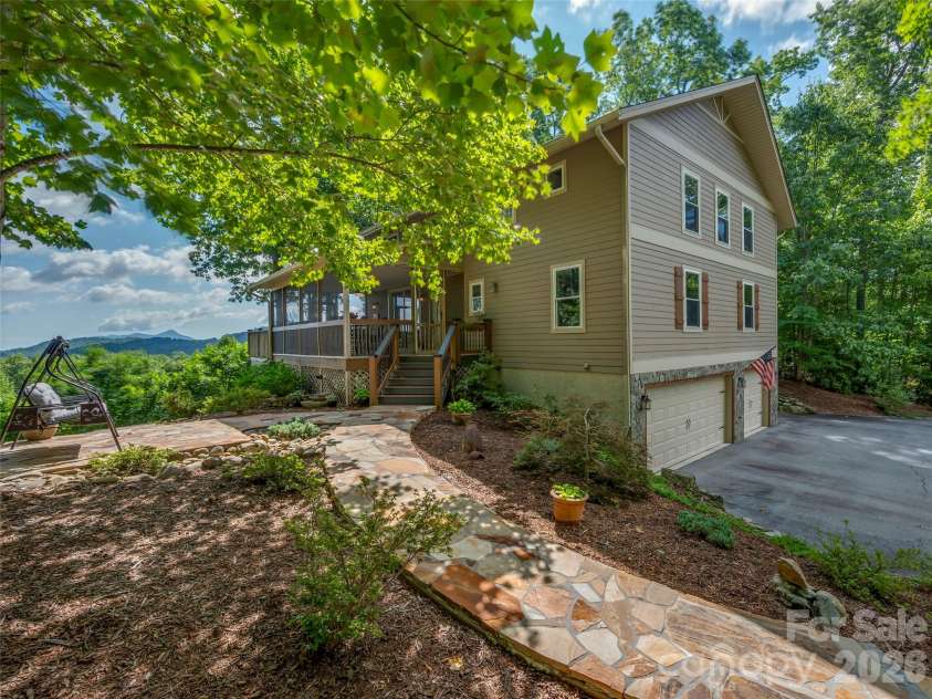 837 Big Raven Lane, Saluda, NC 28773.  MLS# CAR4416376, YatesRealty ID 45594. 
