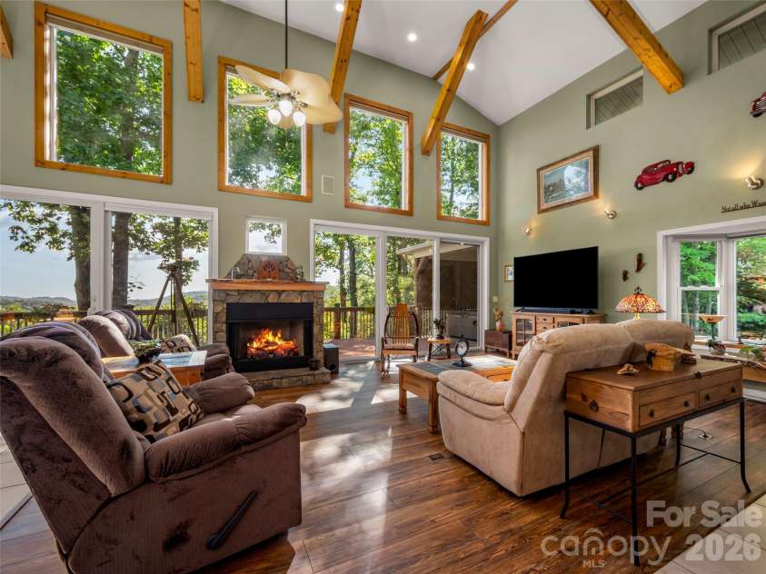 837 Big Raven Lane, Saluda, NC 28773.  MLS# CAR4416376, YatesRealty ID 45594. 
