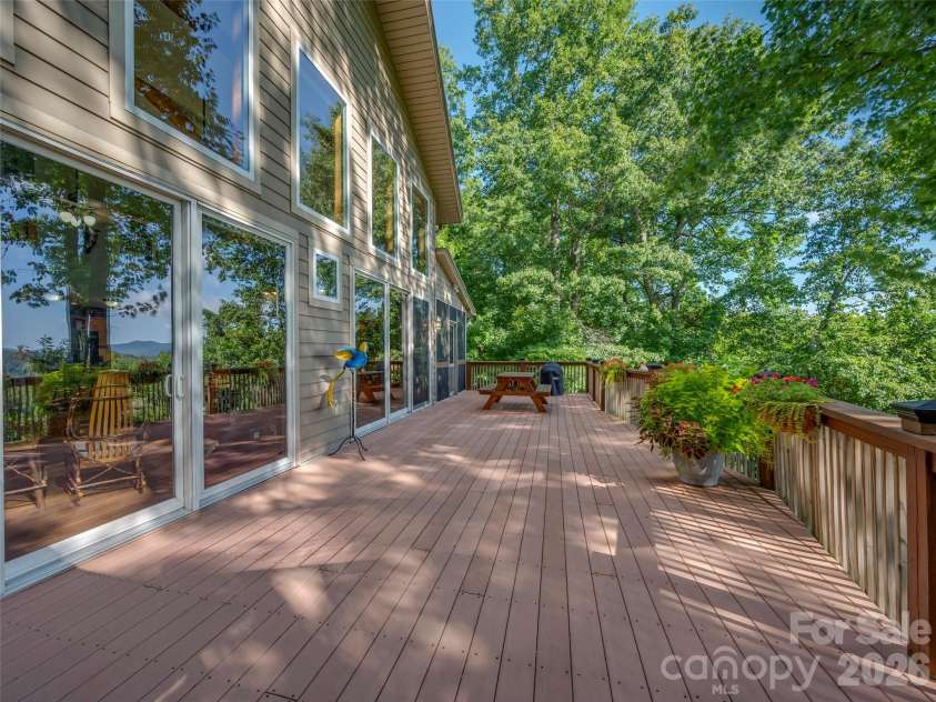 837 Big Raven Lane, Saluda, NC 28773.  MLS# CAR4416376, YatesRealty ID 45594. 
