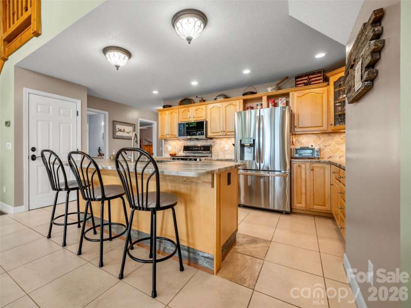 837 Big Raven Lane, Saluda, NC 28773.  MLS# CAR4416376, YatesRealty ID 45594. 