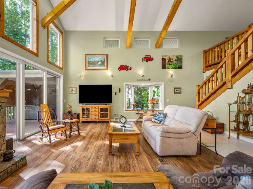 837 Big Raven Lane, Saluda, NC 28773.  MLS# CAR4416376, YatesRealty ID 45594. 