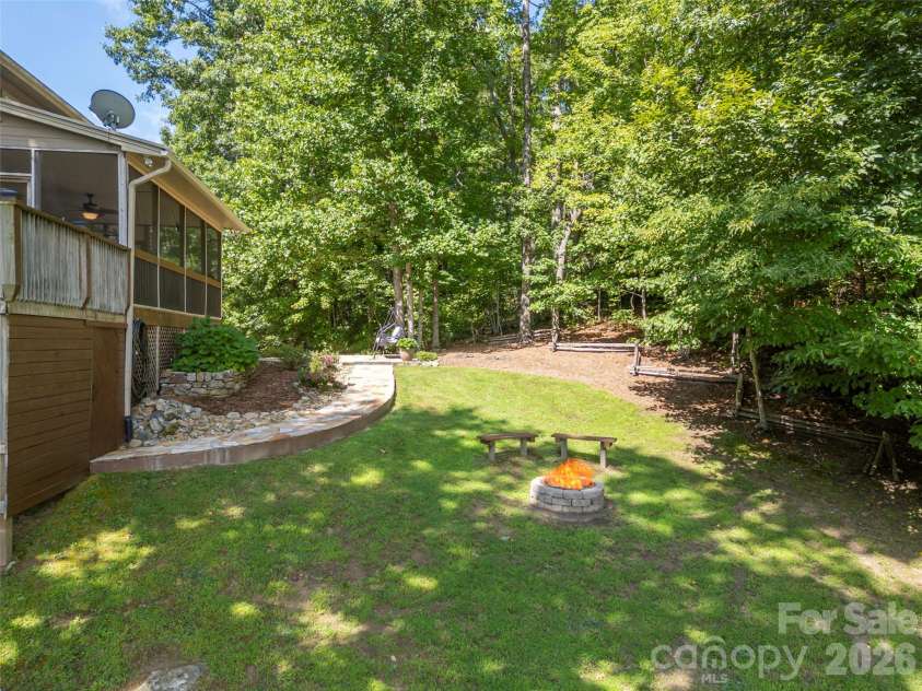 837 Big Raven Lane, Saluda, NC 28773.  MLS# CAR4416376, YatesRealty ID 45594. 
