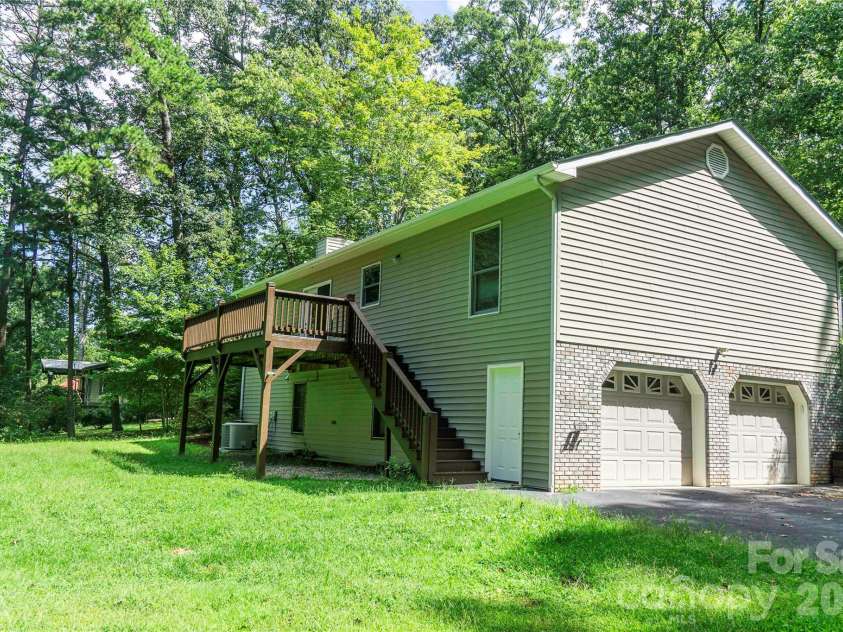 15 Pete Luther Road, Candler, NC 28715.  MLS# CAR4416188, YatesRealty ID 45595. 