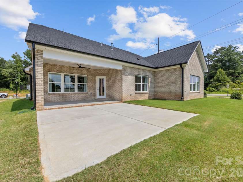 1270 Archer Loop, Waxhaw, NC 28173.  MLS# CAR4388287, YatesRealty ID 45596. 