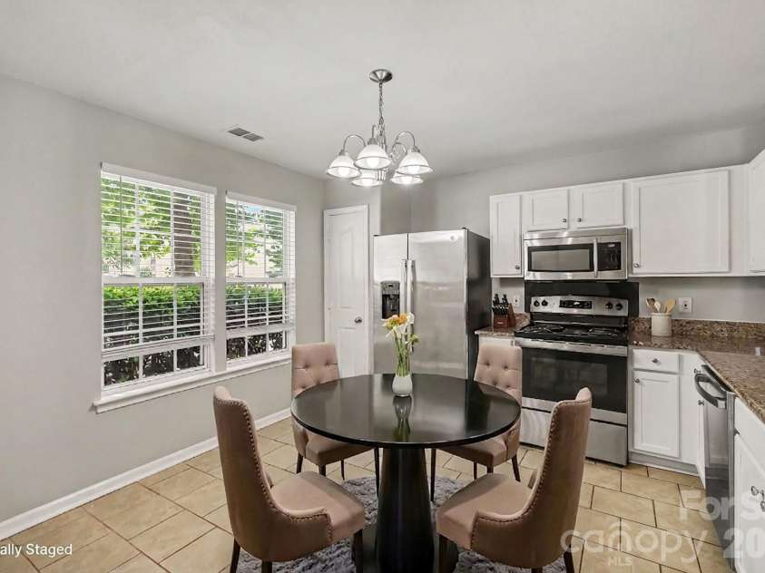 2877 Oasis Lane, Charlotte, NC 28214.  MLS# CAR4412459, YatesRealty ID 45597. 