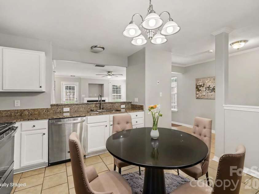 2877 Oasis Lane, Charlotte, NC 28214.  MLS# CAR4412459, YatesRealty ID 45597. 