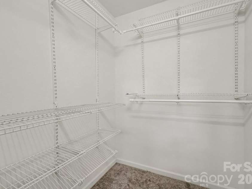 2877 Oasis Lane, Charlotte, NC 28214.  MLS# CAR4412459, YatesRealty ID 45597. 
