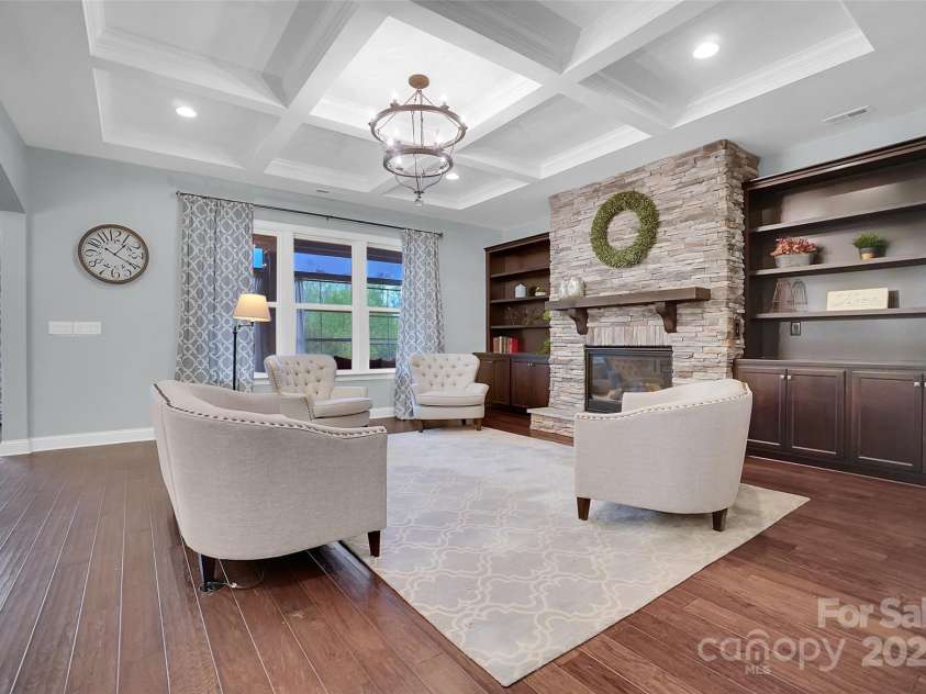 13713 Sunset Bluffs Circle, Huntersville, NC 28078.  MLS# CAR4242347, YatesRealty ID 4560. 