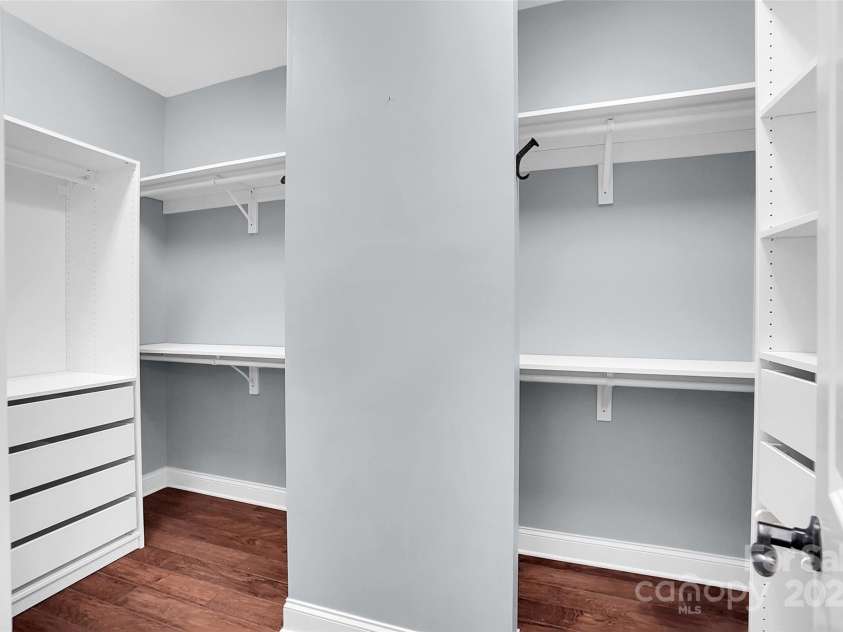 13713 Sunset Bluffs Circle, Huntersville, NC 28078.  MLS# CAR4242347, YatesRealty ID 4560. 