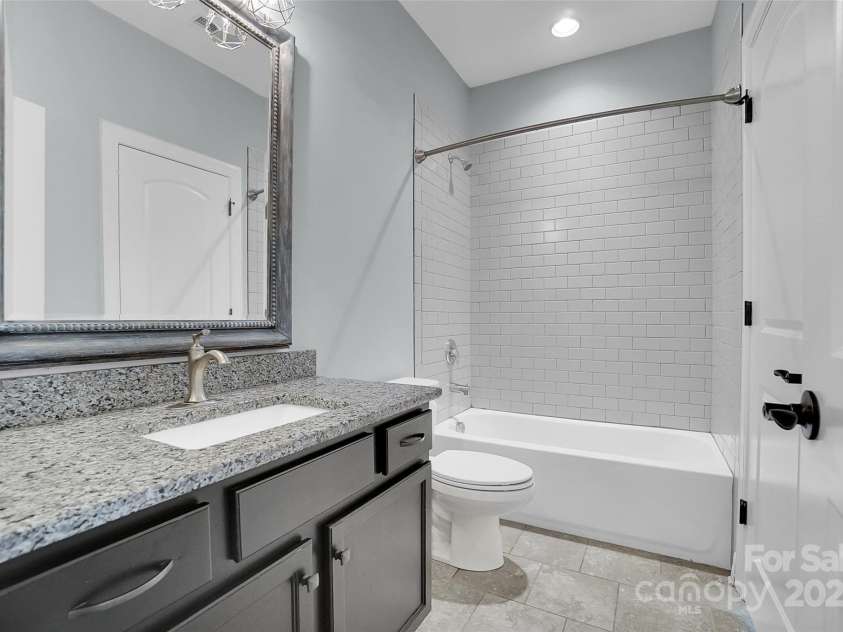 13713 Sunset Bluffs Circle, Huntersville, NC 28078.  MLS# CAR4242347, YatesRealty ID 4560. 