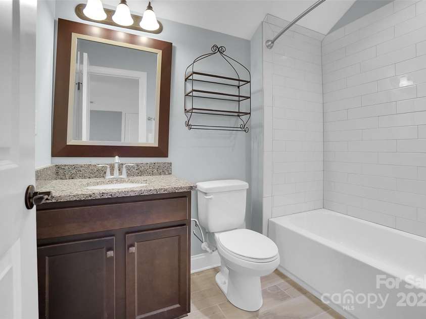 13713 Sunset Bluffs Circle, Huntersville, NC 28078.  MLS# CAR4242347, YatesRealty ID 4560. 