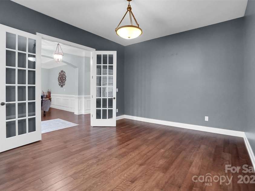 13713 Sunset Bluffs Circle, Huntersville, NC 28078.  MLS# CAR4242347, YatesRealty ID 4560. 