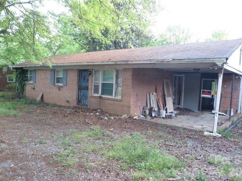 4814 Chapel Grove Road, Gastonia, NC 28052.  MLS# CAR4247562, YatesRealty ID 4560. 